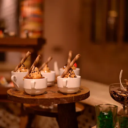 Ramada Plaza By Wyndham Karachi Airport Hotel-2